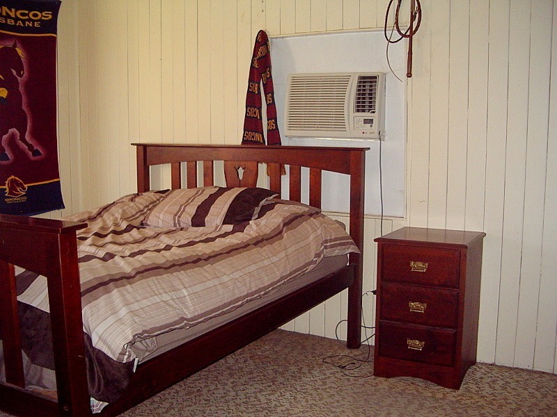 1-3 CORONATION STREET, Injune QLD 4454