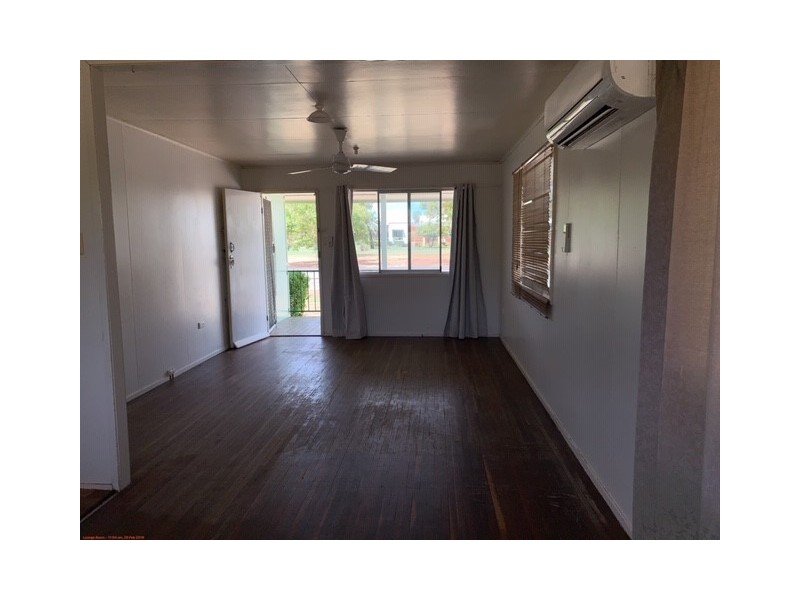 27 Ivan Street, Surat QLD 4417