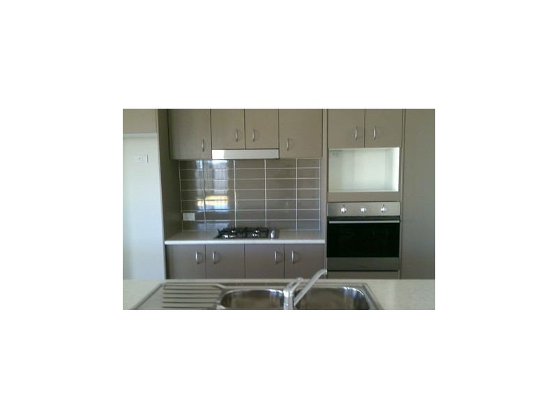 35 EVERINGHAM AVENUE, Roma QLD 4455