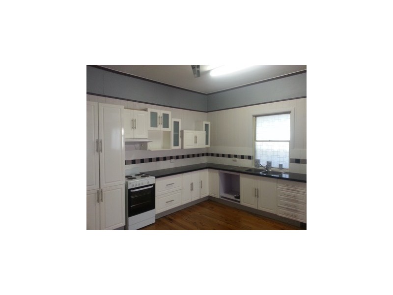 48 HIGH STREET, Wallumbilla QLD 4428