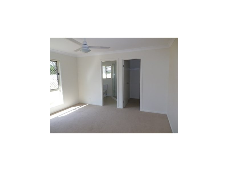 7 IVY STREET, Roma QLD 4455