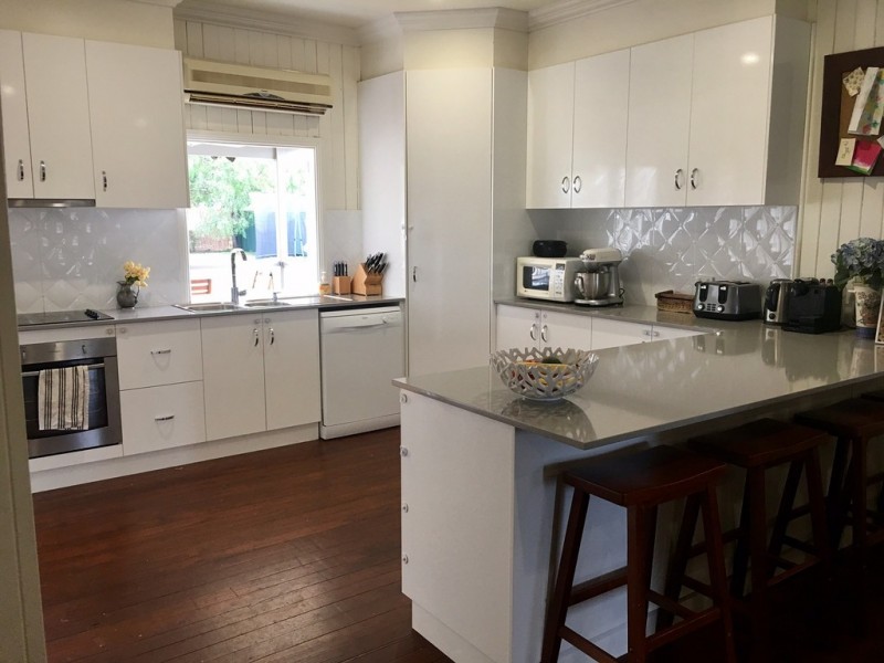 19 Crawford Street, Roma QLD 4455