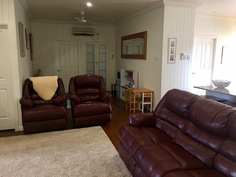 19 Crawford Street, Roma QLD 4455