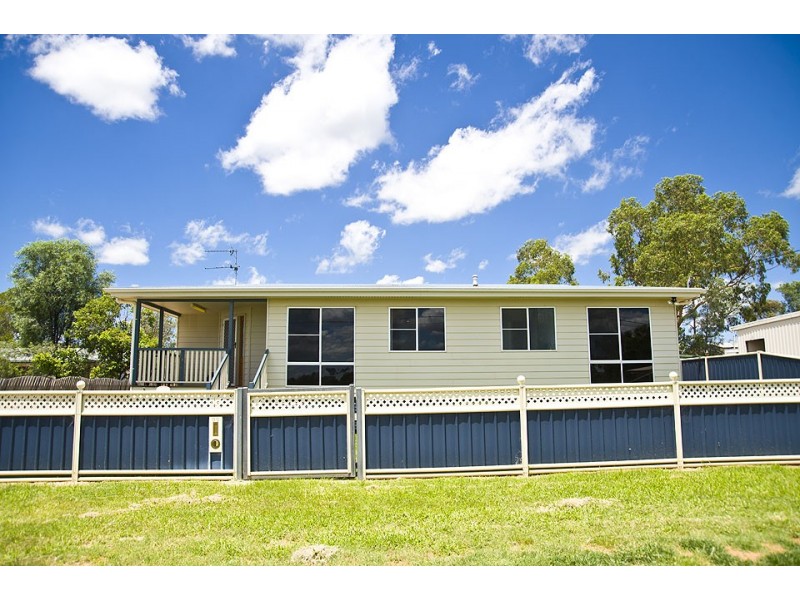 88 Bowen Street, Roma QLD 4455