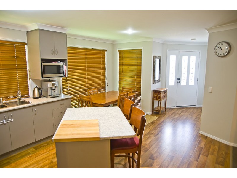 88 Bowen Street, Roma QLD 4455