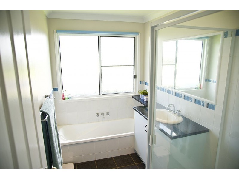 88 Bowen Street, Roma QLD 4455