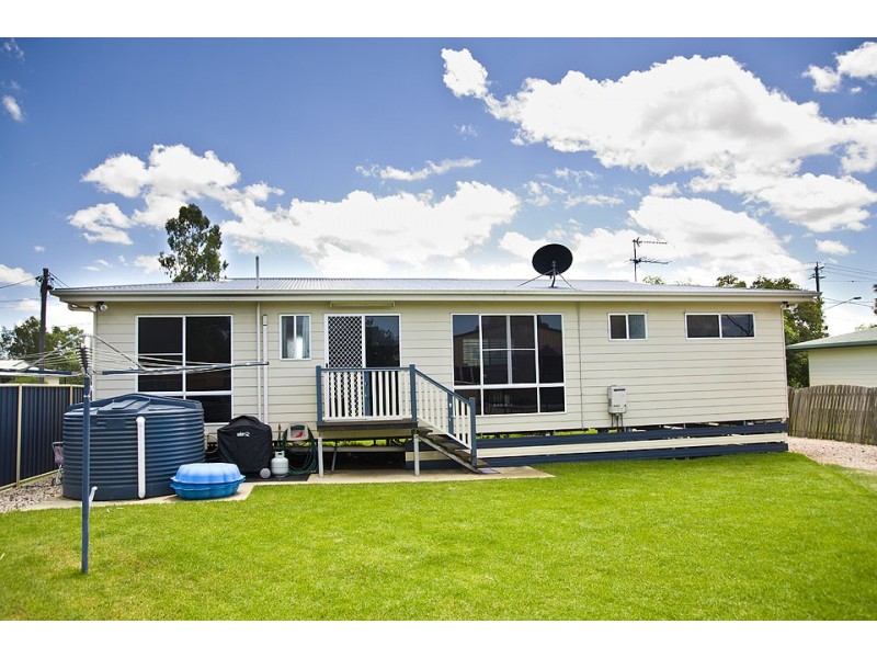 88 Bowen Street, Roma QLD 4455
