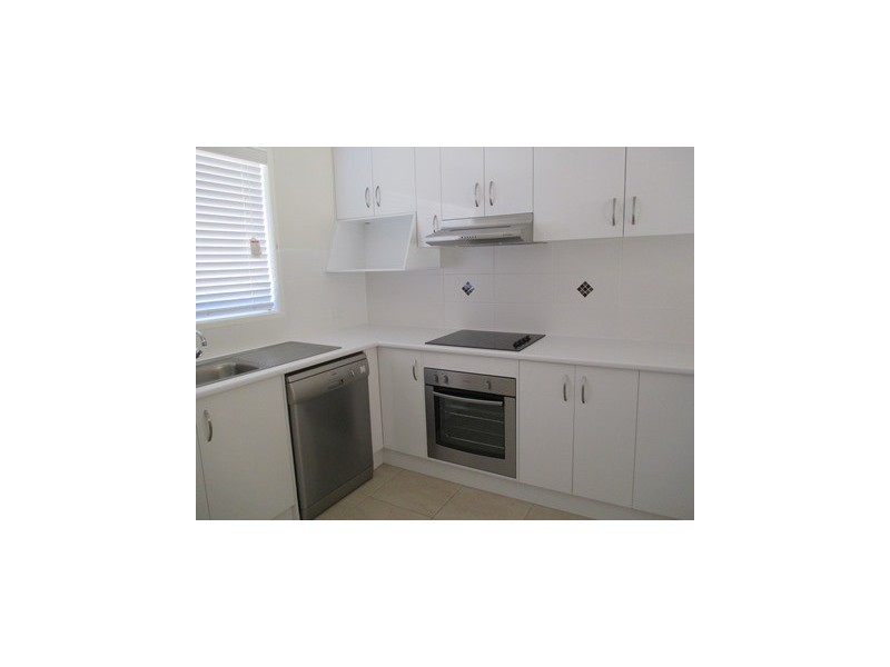 UNIT 1/185 EDWARDES STREET, Roma QLD 4455