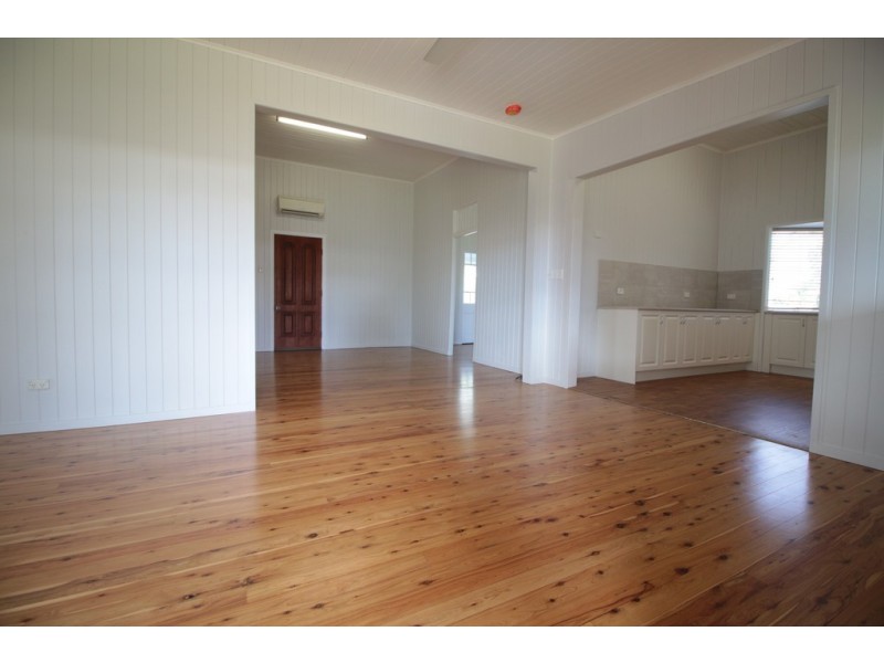 49 MISCAMBLE STREET, Roma QLD 4455