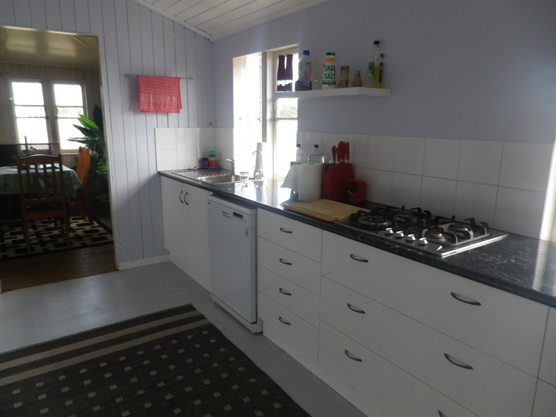 37 Russell Street, Wallumbilla QLD 4428