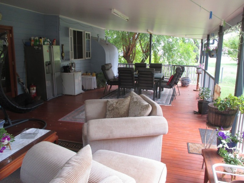 11 MCDOWALL STREET, Roma QLD 4455