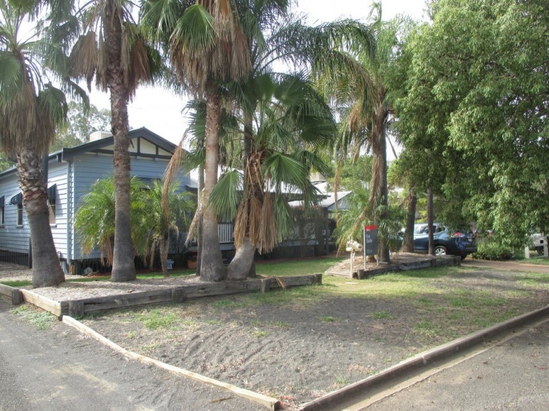 11 MCDOWALL STREET, Roma QLD 4455