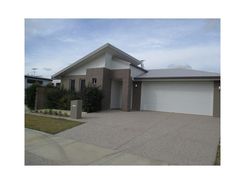 4 Clearview Drive, Roma QLD 4455