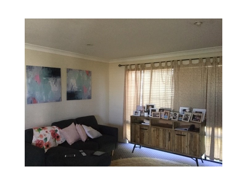27 Robusta Street, Roma QLD 4455