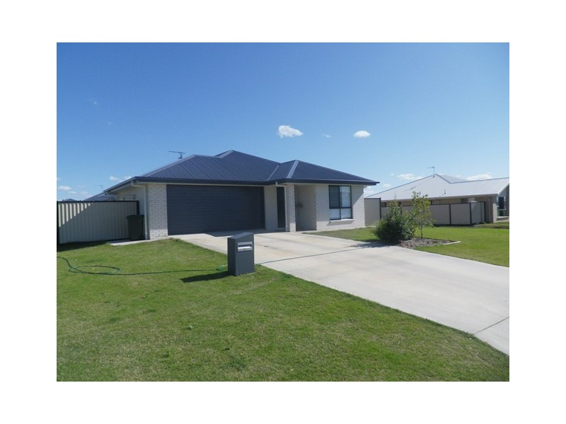 42 HOWARD STREET, Roma QLD 4455