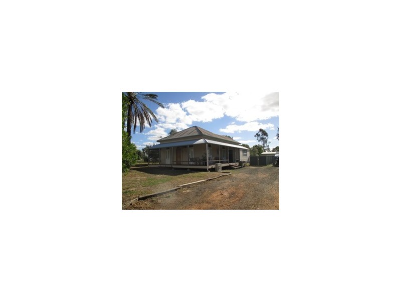 3 WILLIAM STREET, Roma QLD 4455