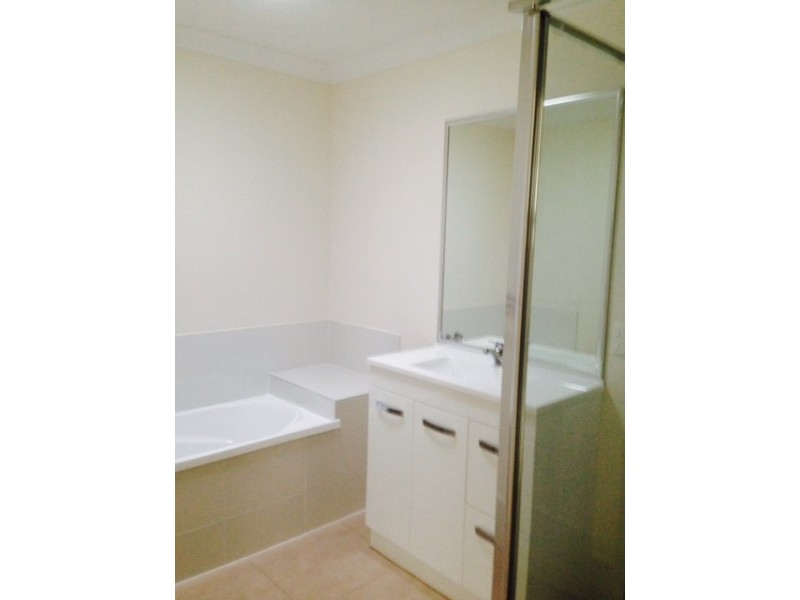 25B Wheeler Drive, Roma QLD 4455