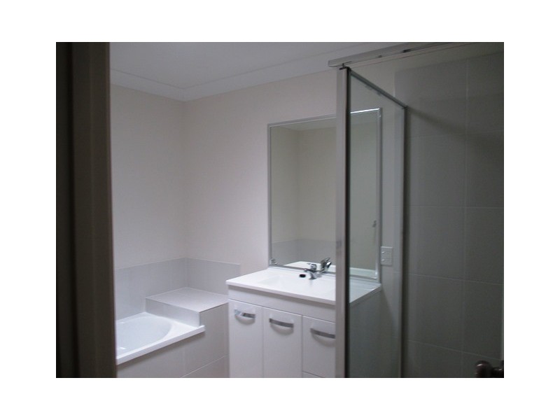 13B  Wheeler Drive, Roma QLD 4455