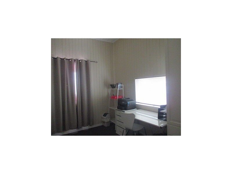 165 McDowall Street, Roma QLD 4455
