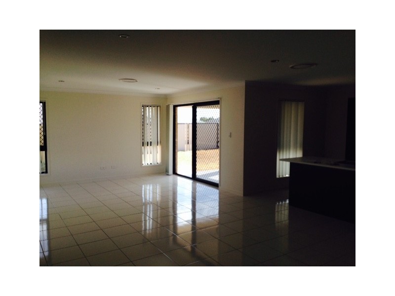 4  DAWSON COURT, Roma QLD 4455