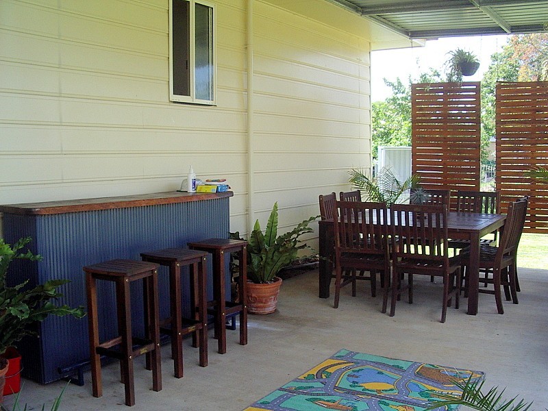 3 BOND STREET, Roma QLD 4455