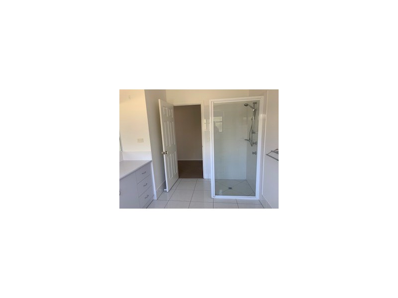 12 MARSDEN COURT, Roma QLD 4455