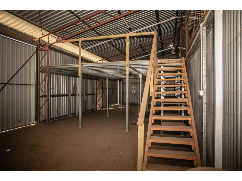 32-34 LINTON STREET (AKA 32-35 Lincoln Road), Roma QLD 4455