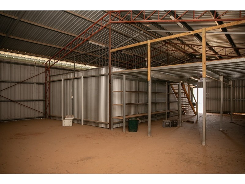 32-34 LINTON STREET (AKA 32-35 Lincoln Road), Roma QLD 4455