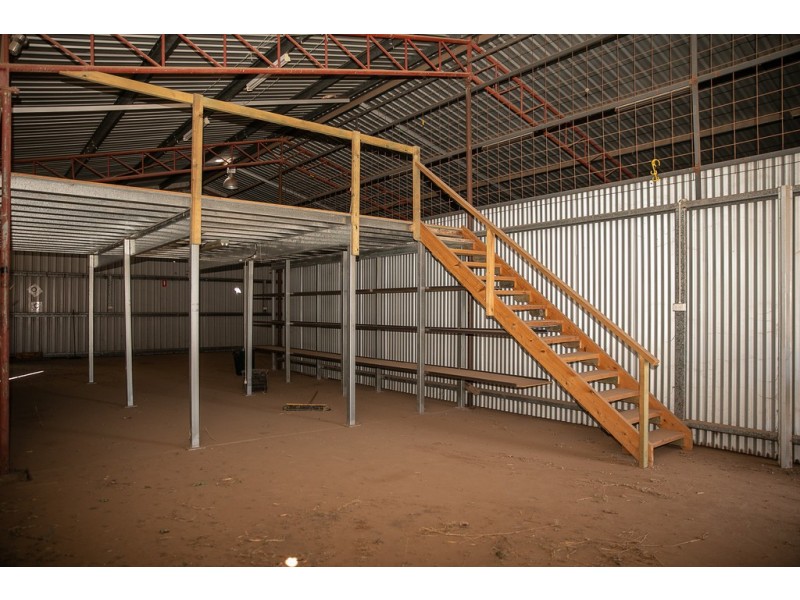 32-34 LINTON STREET (AKA 32-35 Lincoln Road), Roma QLD 4455