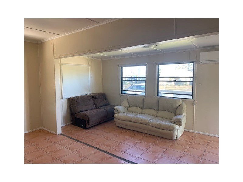 21 Spencer Street, Roma QLD 4455