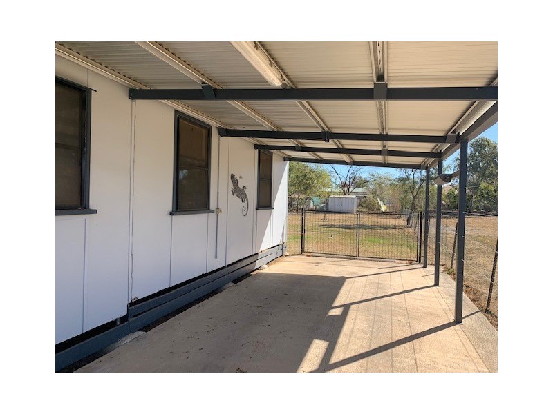 21 Spencer Street, Roma QLD 4455