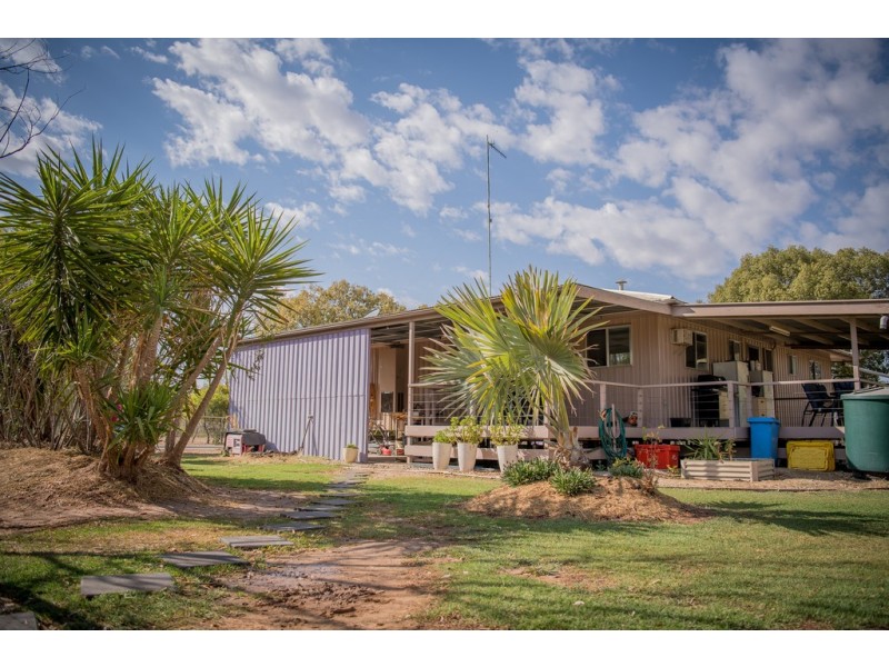 273 WALLUMBILLA NORTH ROAD, Wallumbilla QLD 4428