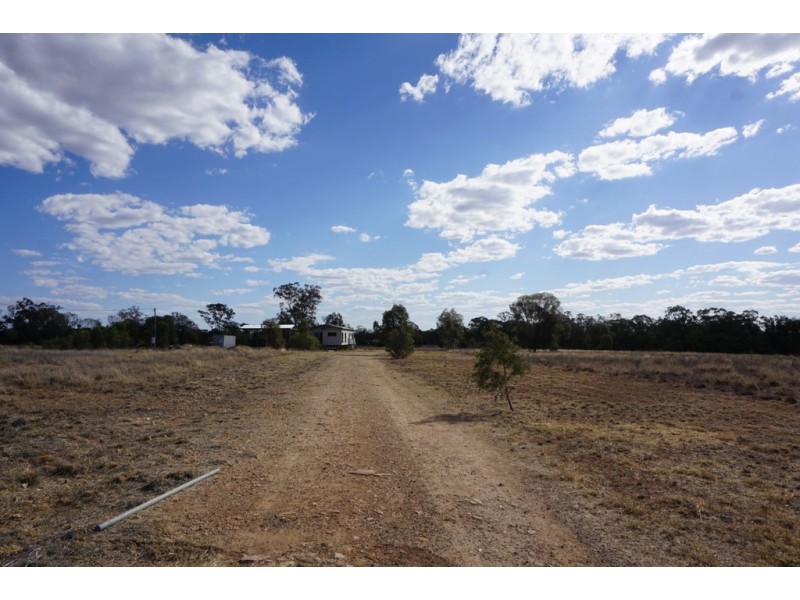 719 RASLIE ROAD, Wallumbilla North QLD 4428