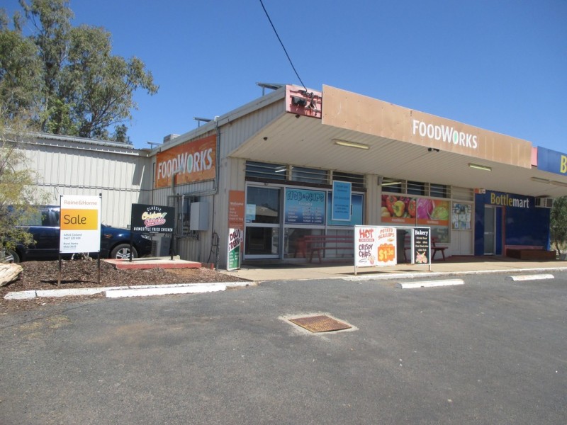 90 BOWEN STREET, Roma QLD 4455