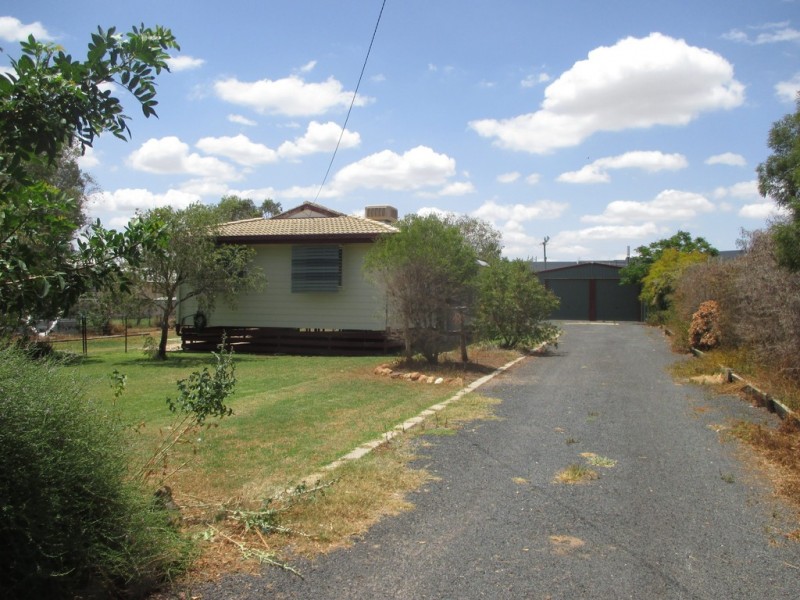 4 SHUMBA AVENUE, Roma QLD 4455