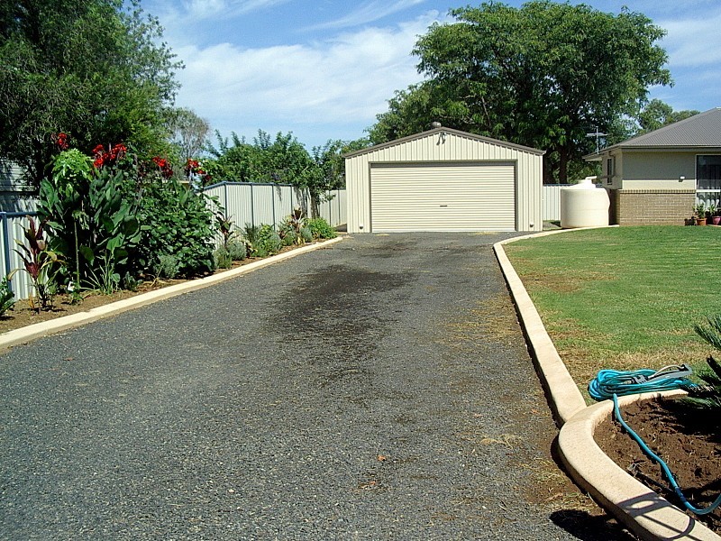 96 NORTHERN ROAD, Roma QLD 4455