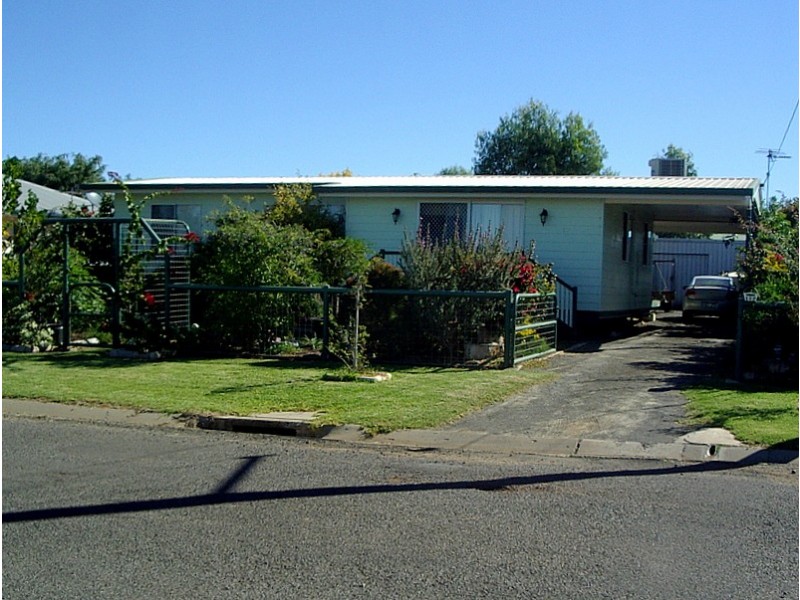 117 QUINTIN STREET, Roma QLD 4455