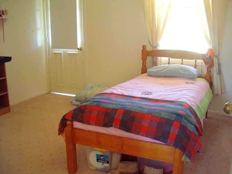 32  CLAYTON ROAD, Roma QLD 4455