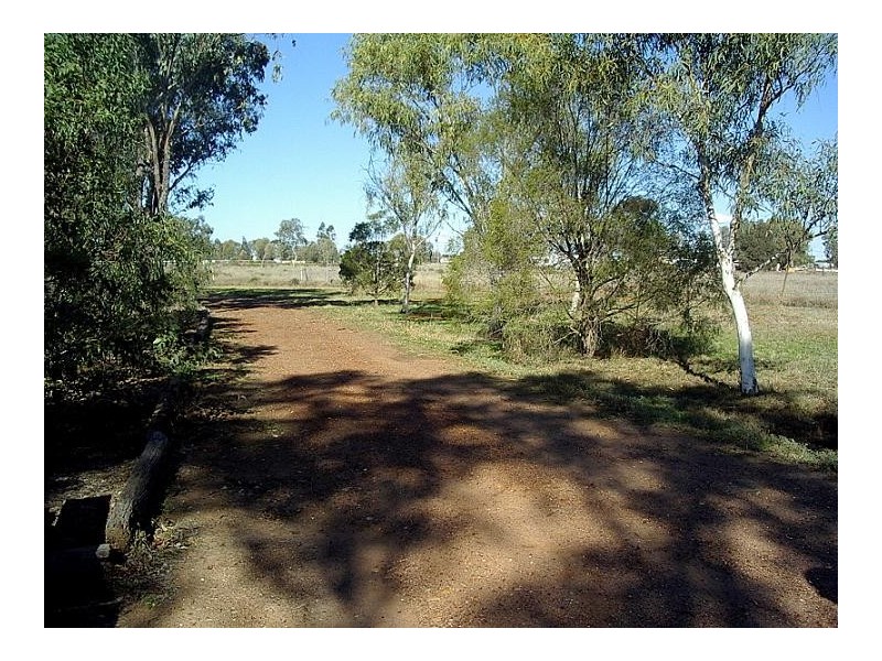 32  CLAYTON ROAD, Roma QLD 4455