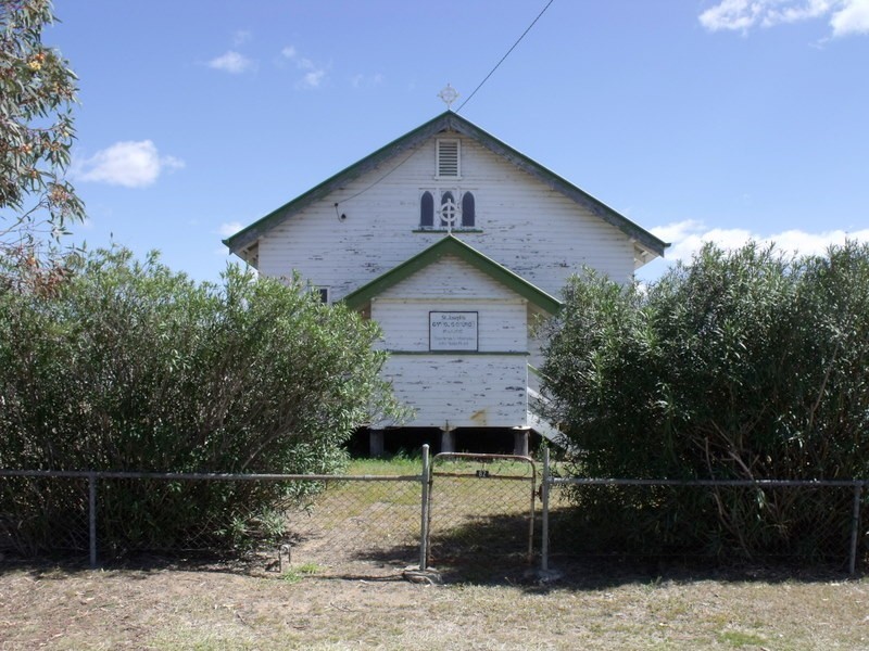 Injune QLD 4454