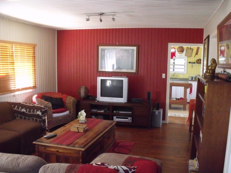 22 Perry Street, Yuleba QLD 4427