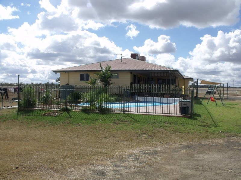 330  Roma Downs Road, Roma QLD 4455