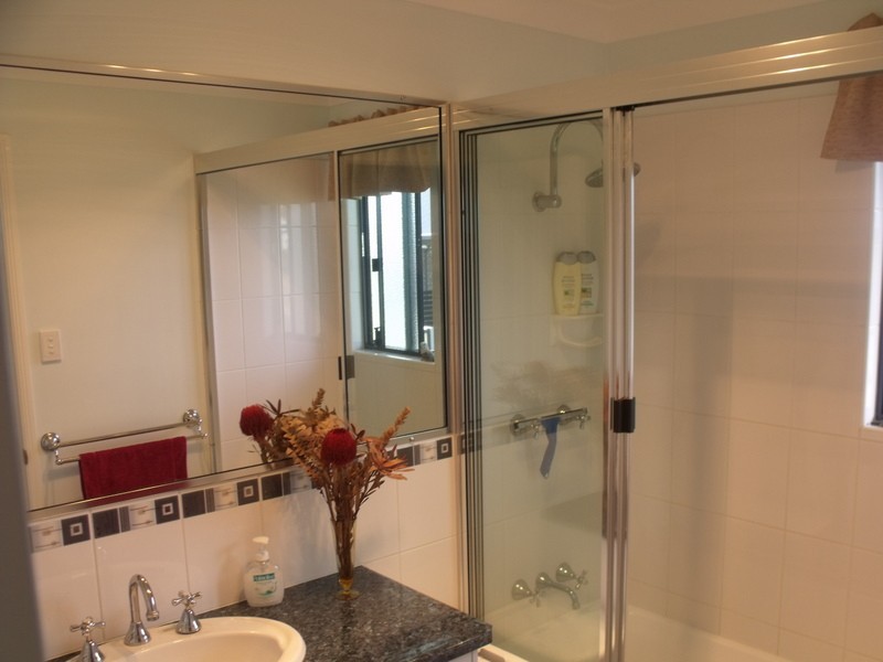 17 Robusta Drive, Roma QLD 4455