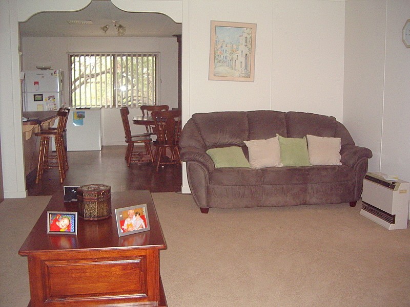96 Roslyn Drive, Roma QLD 4455