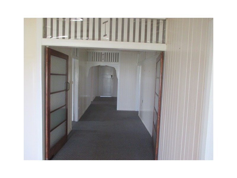 2-4 South Street, Roma QLD 4455