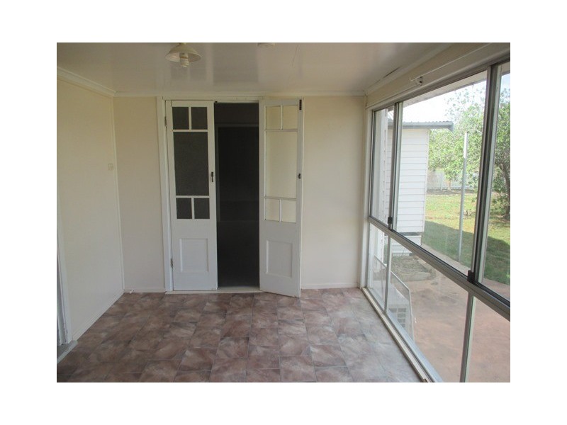 2-4 South Street, Roma QLD 4455