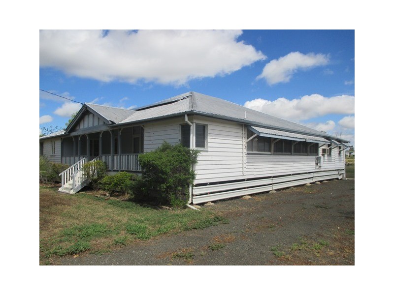 2-4 South Street, Roma QLD 4455