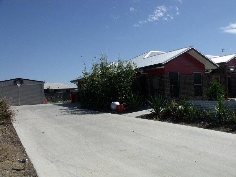 191 Charles Street, Roma QLD 4455