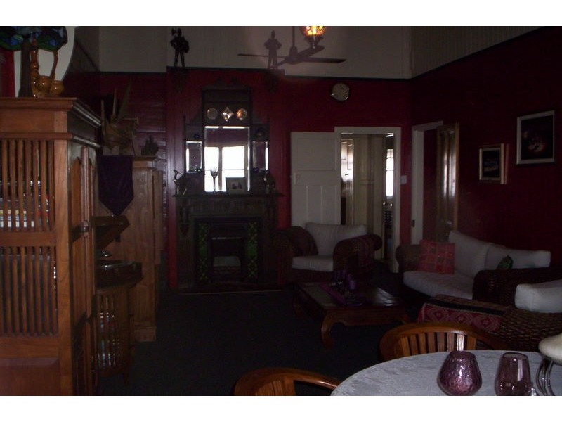 34 ROBUSTA DRIVE, Roma QLD 4455