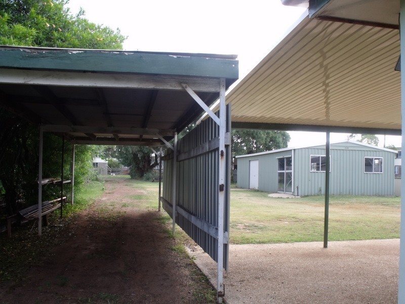 6 Queen Street, Roma QLD 4455